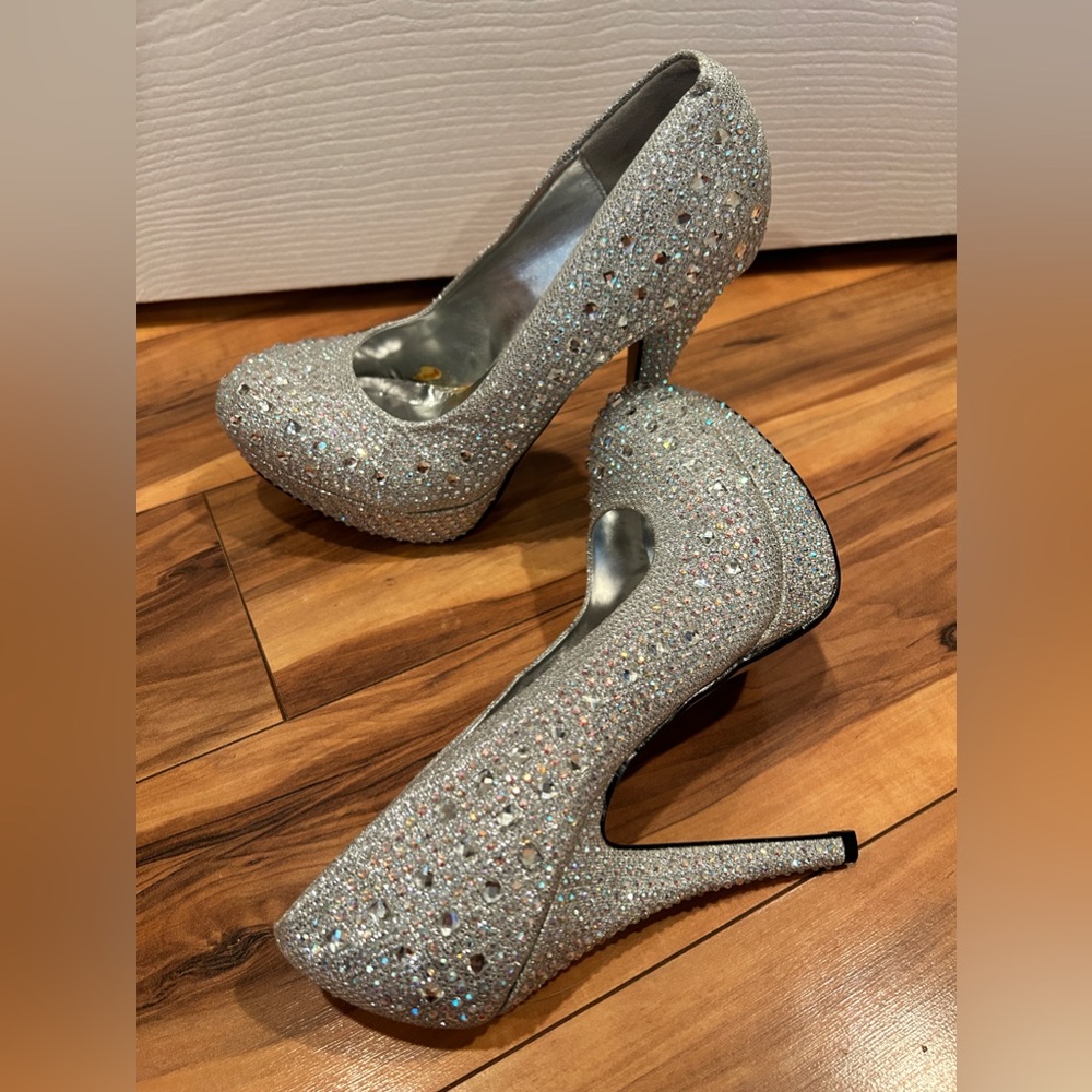 Valenti Franco Crystal Heels